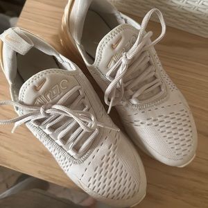 Nike Air Max 270 light bone beige